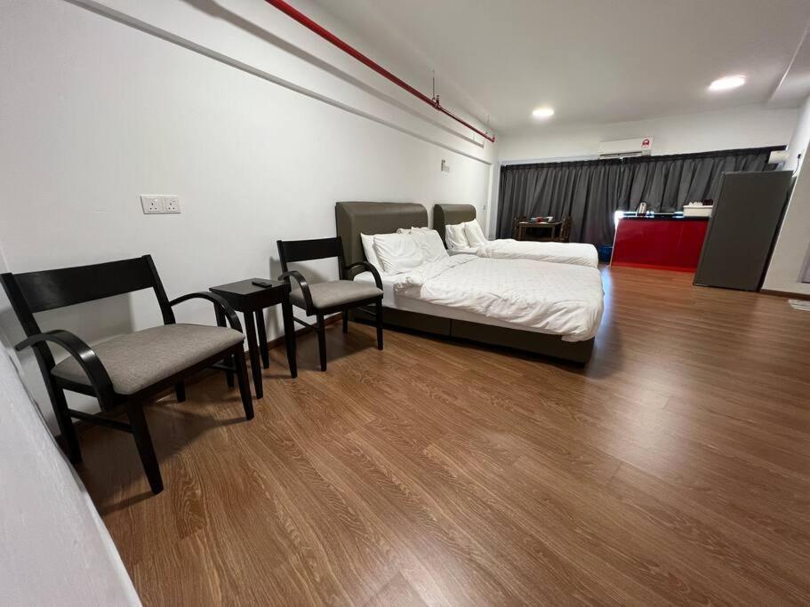 Апартаменты New 6Pax Soho Near Usm & Spice Arena & Airport Байан-Лепас Экстерьер фото